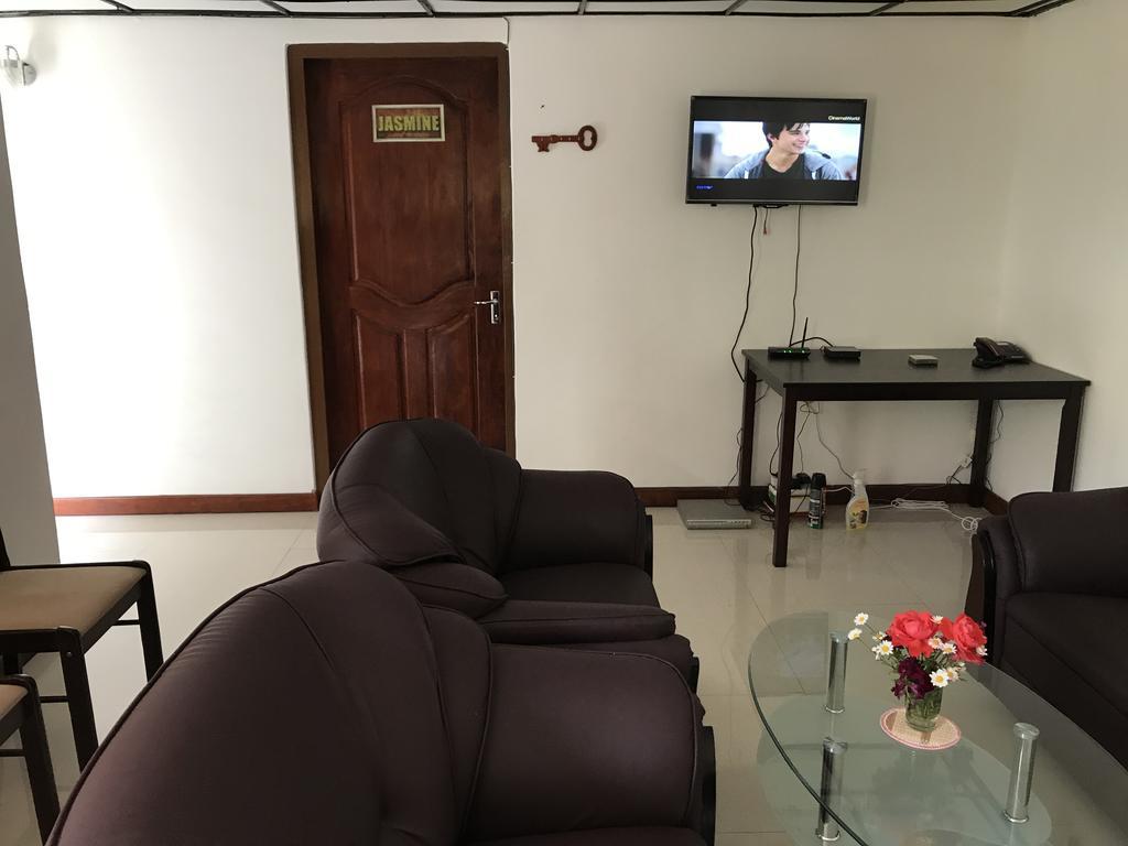 Aerizo Bungalow & Tours นูวาราเอลิยา ภายนอก รูปภาพ
