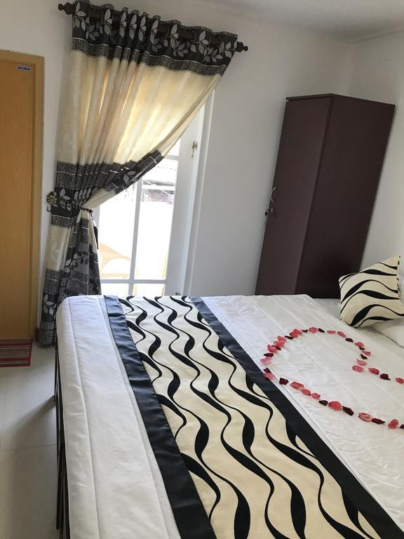 Aerizo Bungalow & Tours นูวาราเอลิยา ภายนอก รูปภาพ